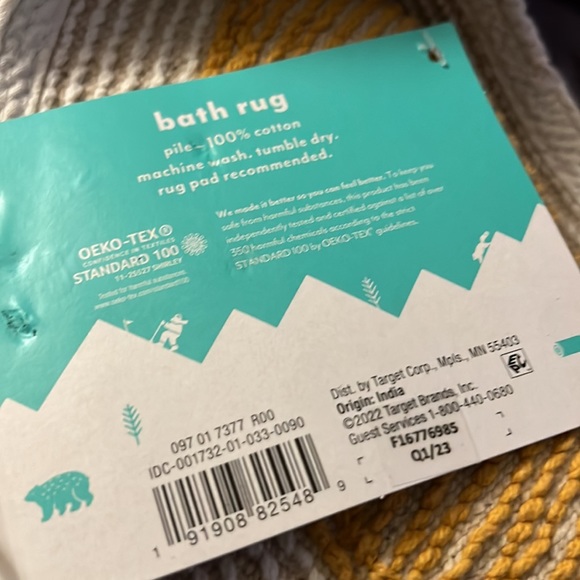 Pillowfort Flower Bath Rug - Picture 5 of 5